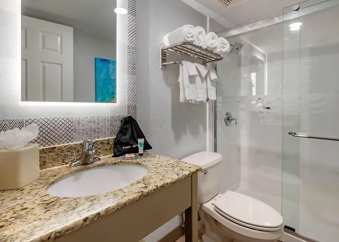 Dolphin Sands Clearwater Beach, An Ascend Collection