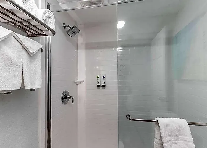 Dolphin Sands Clearwater Beach, An Ascend Collection 4* Clearwater Beach